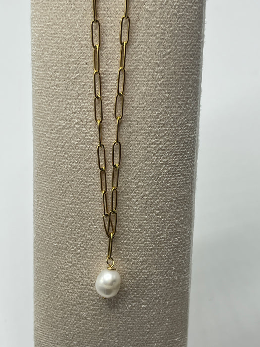 Paperclip necklace with white freshwater pearl on gold or silver chain