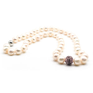 Sparkle freshwater pearl necklace - with magnetic clasp