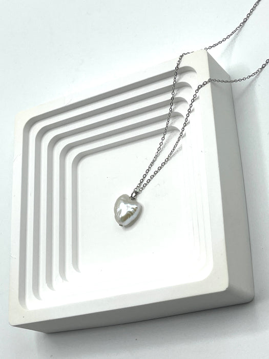 Chubby heart freshwater pearl on adjustable chain