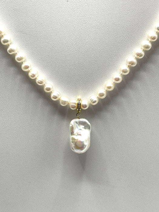 Giant freshwater pearl pendant - detachable