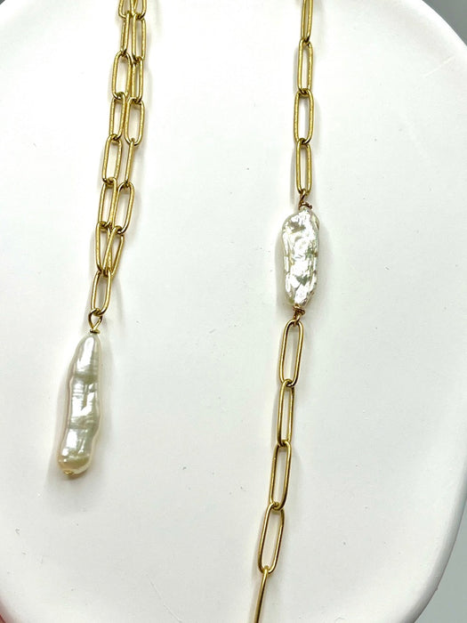 Biwi pearl on gold or silver paperclip chain