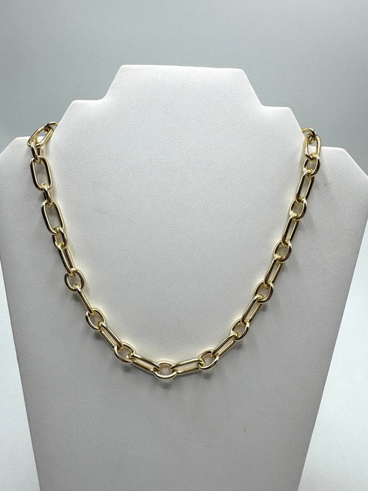 Decadent necklace with detachable pearl pendant