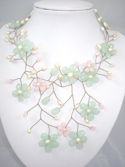 Showcase necklace - rose quartz, jade and freshwater pearl