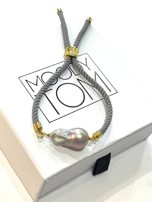 Grey baroque pearl grey cord bracelet